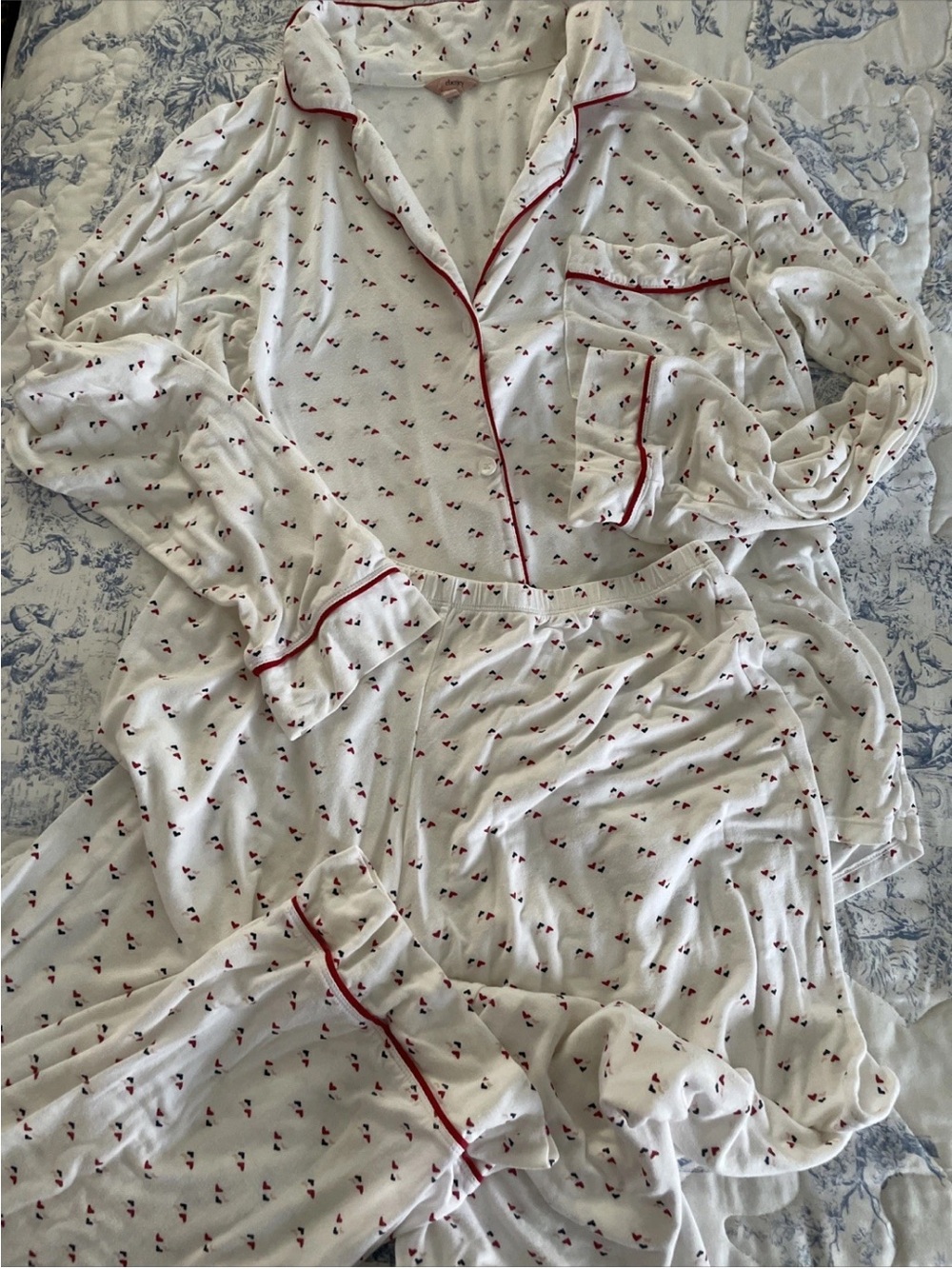 Eberjey White hearts Pajama Set with Red Piping LS/ long pants EUC